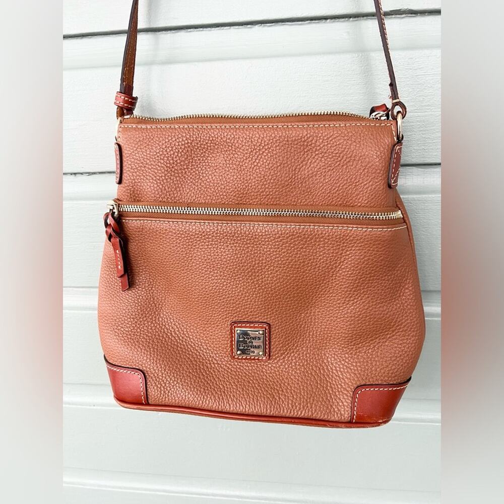 Dooney and Bourke pebbled brown leather crossbody bag purse